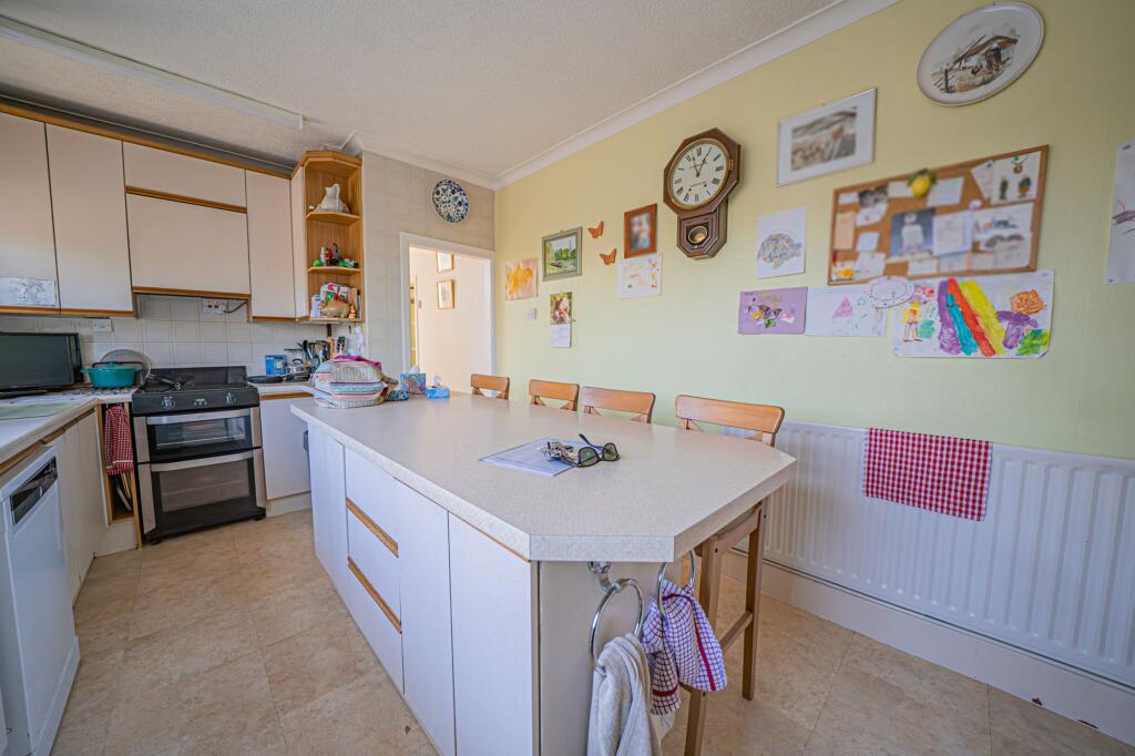 Tilehouse Green Lane, Knowle, B93 - Image 12