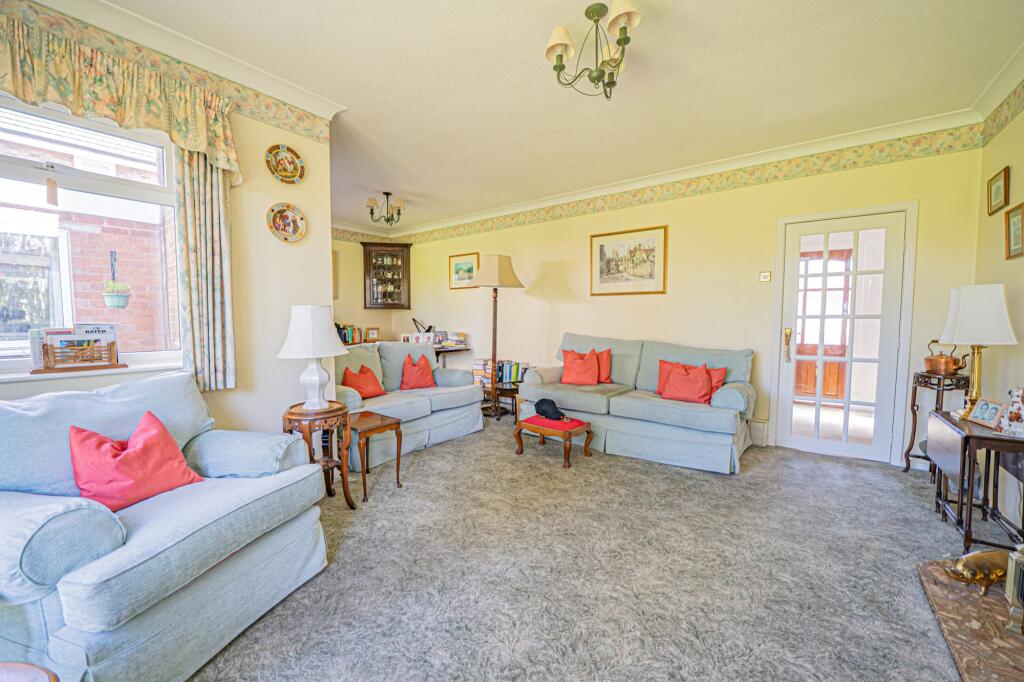 Tilehouse Green Lane, Knowle, B93 - Image 2