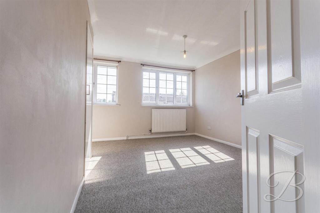 Larwood Crescent, Kirkby-In-Ashfield, Nottingham - Image 11