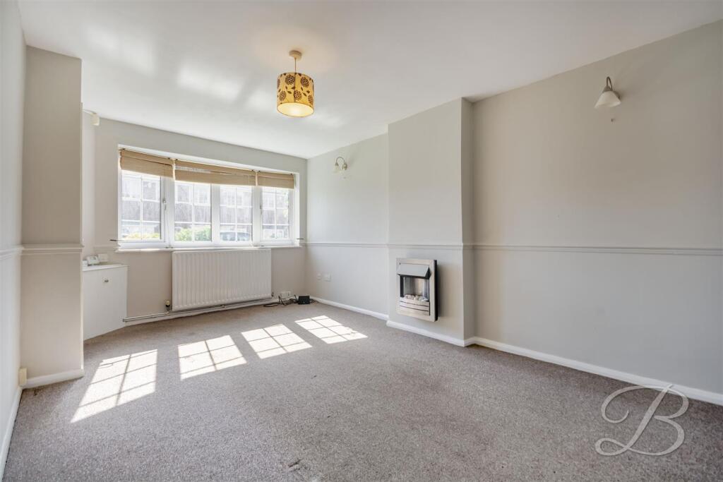 Larwood Crescent, Kirkby-In-Ashfield, Nottingham - Image 6
