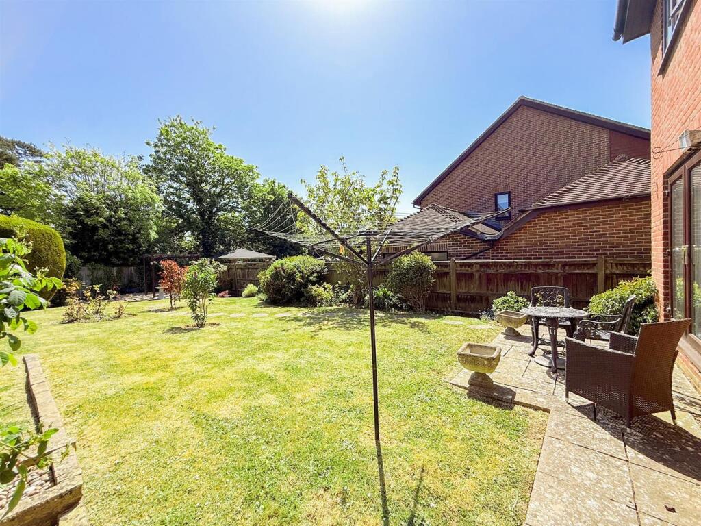 Old Mill Park, Bexhill, TN39 4UD - Image 23