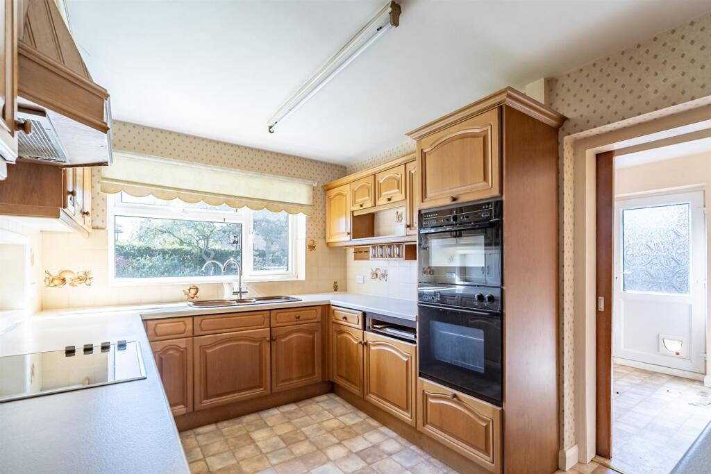 Shaw Crescent, Huby, York, YO61 1JF - Image 3