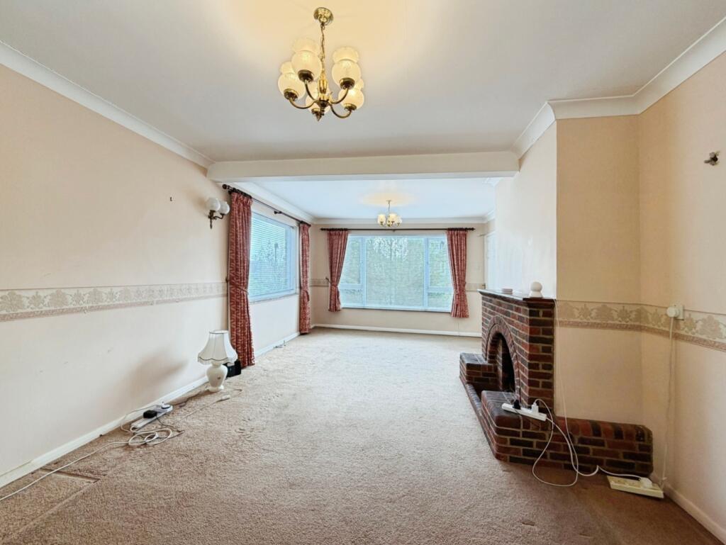 London Road, Hythe - Image 3