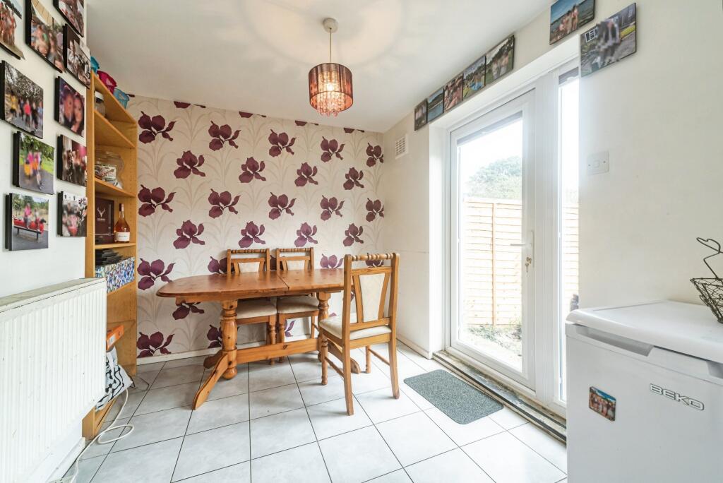 Wigmore Road, Tadley, RG26 - Image 7
