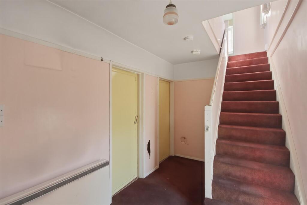 Heather Way, Holymoorside, Chesterfield - Image 4
