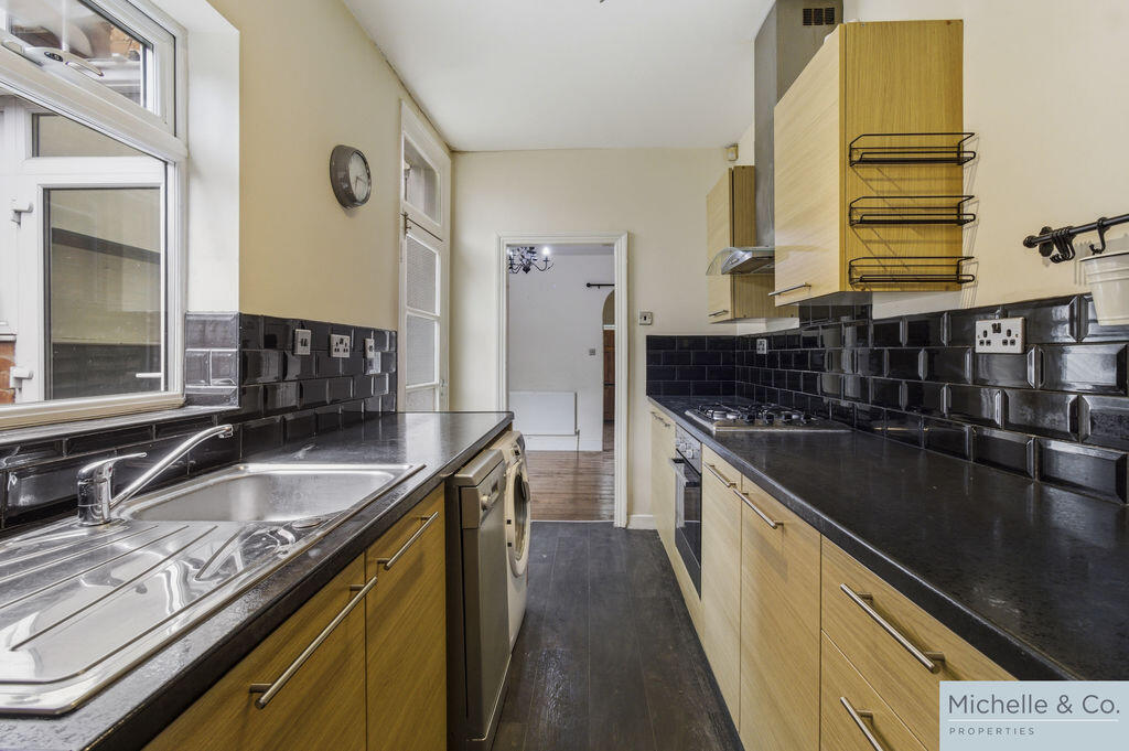 War Lane, Birmingham - Image 8