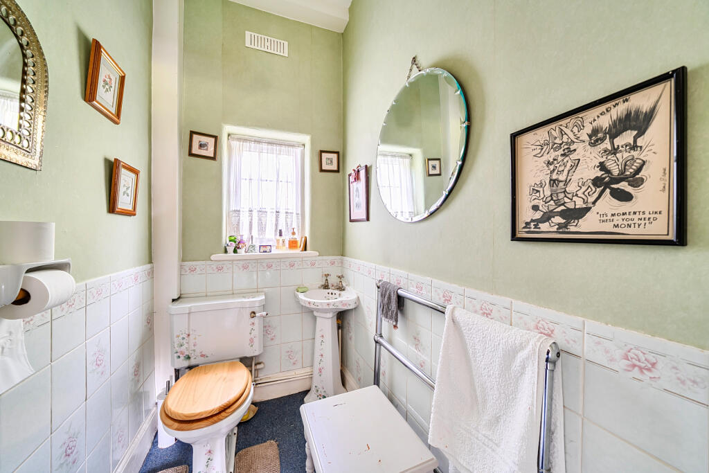 Royston Park Road, Pinner, HA5 - Image 12