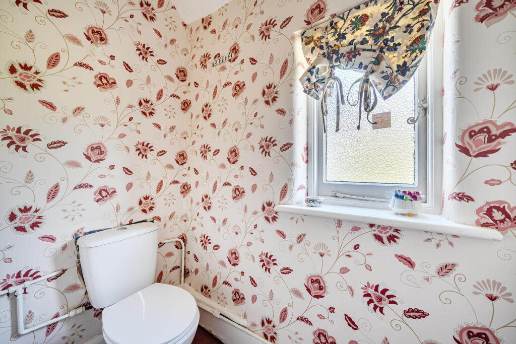 Royston Park Road, Pinner, HA5 - Image 17