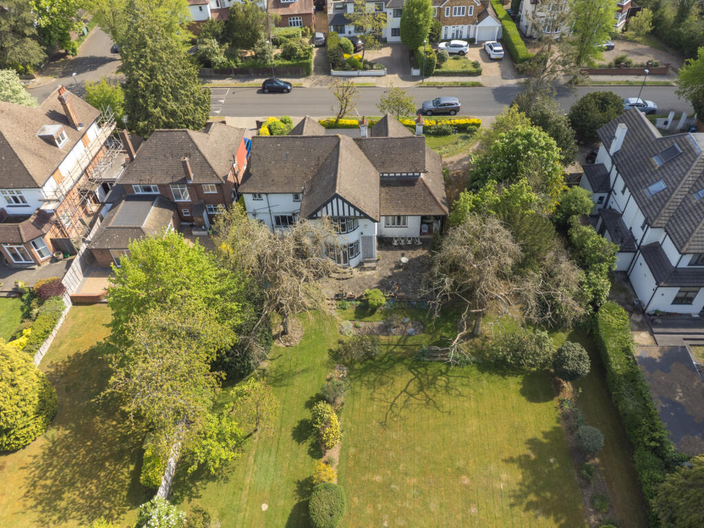 Royston Park Road, Pinner, HA5 - Image 26