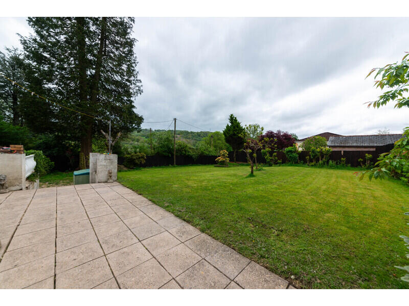 Caerphilly Road, Llanbradach, Caerphilly - Image 15