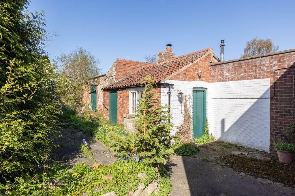 Town Street, Old Malton - Image 12