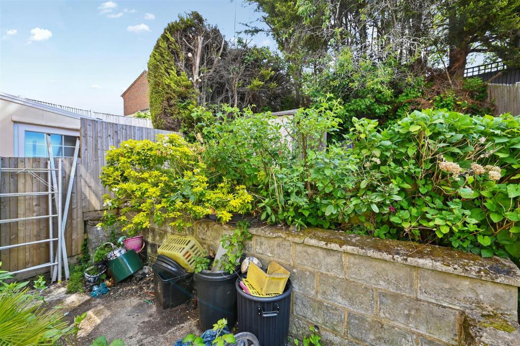 Wentworth Way, St. Leonards-On-Sea - Image 12