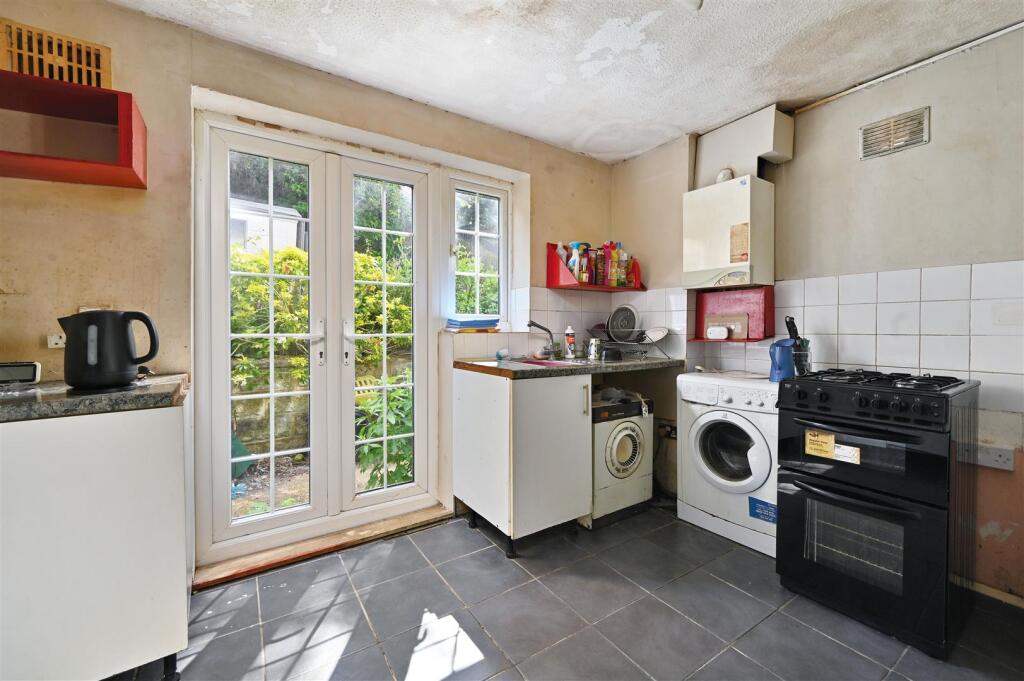 Wentworth Way, St. Leonards-On-Sea - Image 3