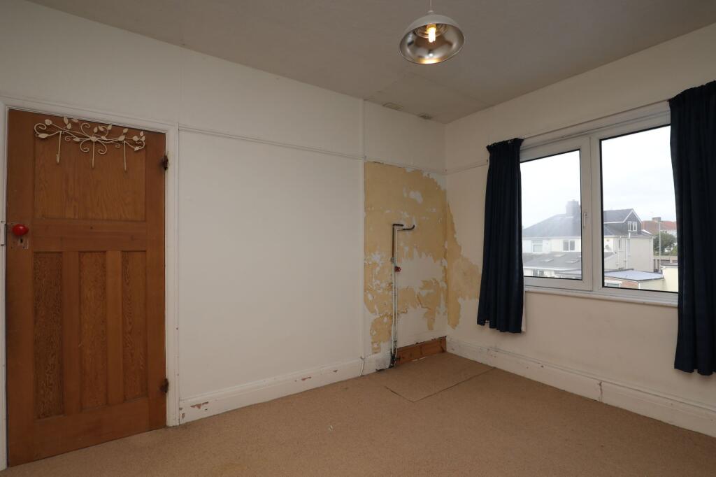 Vernon Road, Porthcawl, CF36 - Image 22