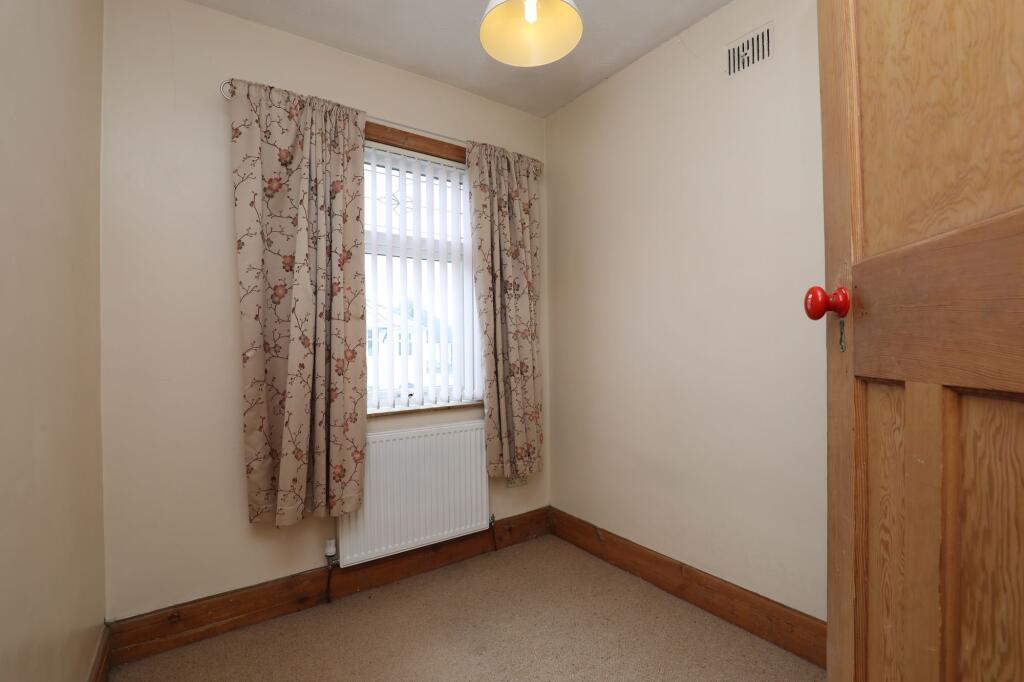 Vernon Road, Porthcawl, CF36 - Image 25