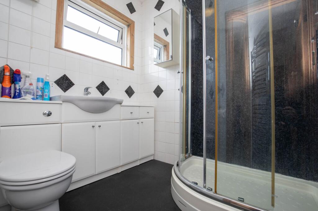 Vernon Road, Porthcawl, CF36 - Image 27