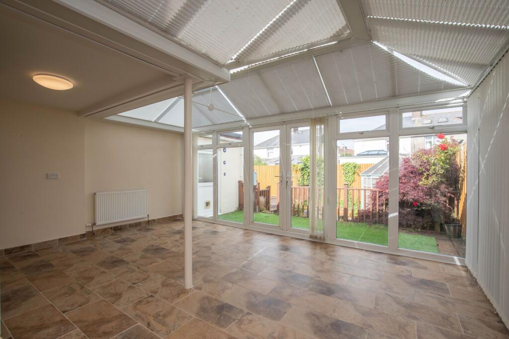 Vernon Road, Porthcawl, CF36 - Image 3