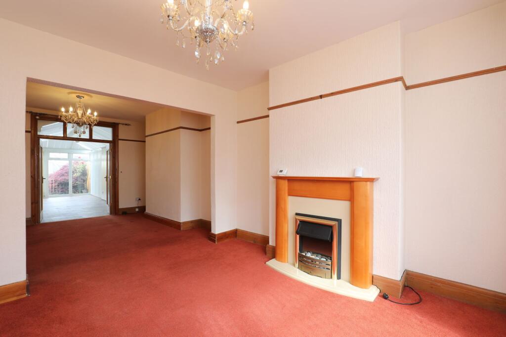 Vernon Road, Porthcawl, CF36 - Image 7