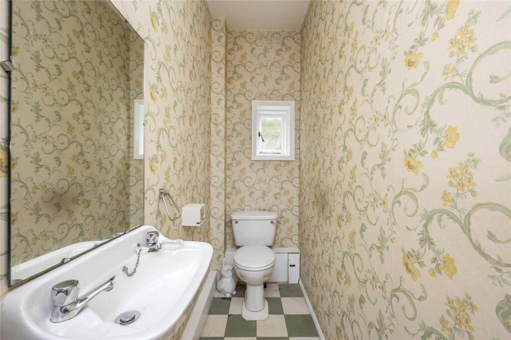St. Georges Road, Weybridge, Surrey, KT13 - Image 17