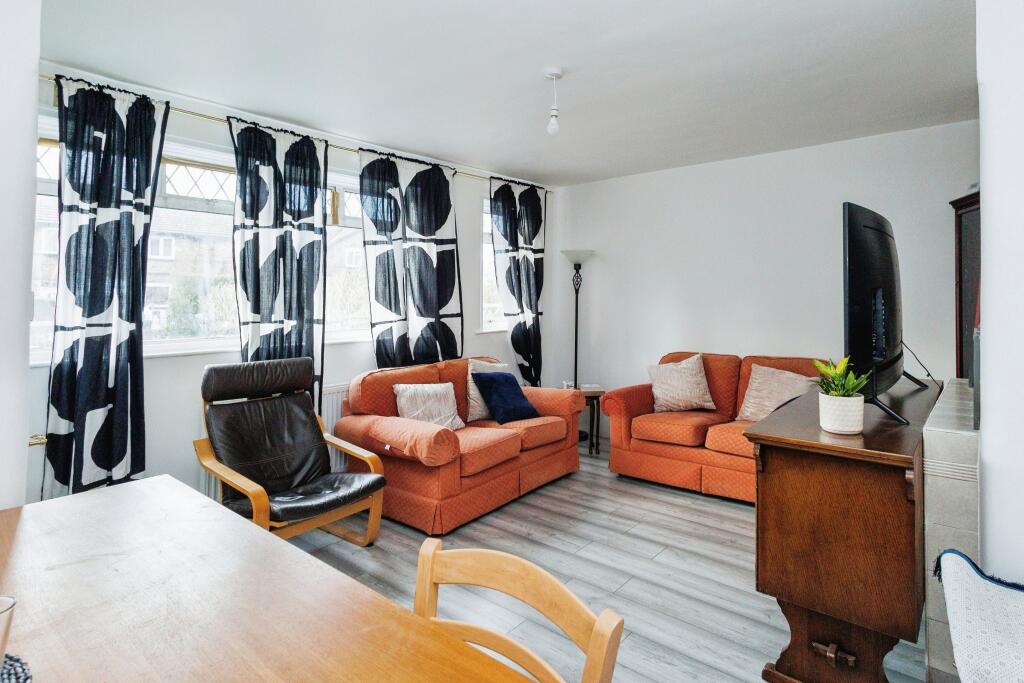 Fernhurst Road, Manchester, Greater Manchester, M20 - Image 2