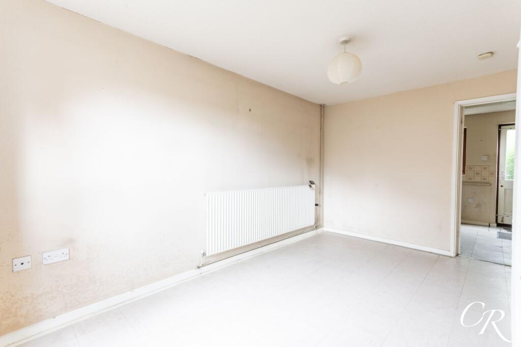 Springfield Close, The Reddings - Image 6