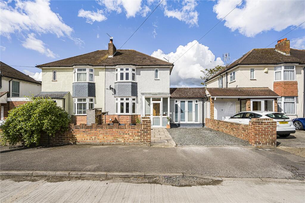 View property at Rosemary Avenue, West Molesey, Surrey, KT8