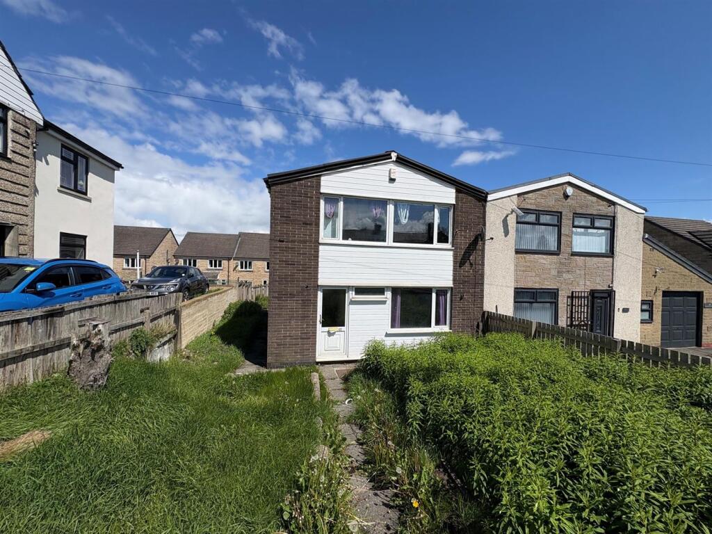 Moor End Road, Halifax - Image 3
