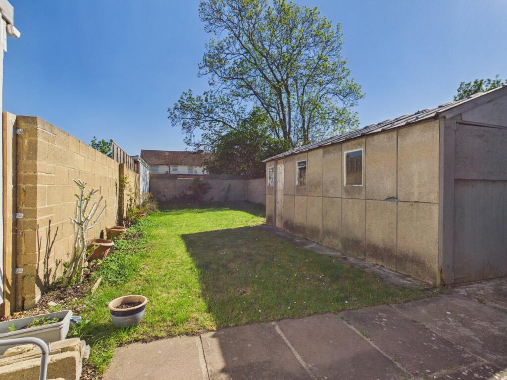 Norfolk Avenue, Slough, Berkshire, SL1 - Image 4