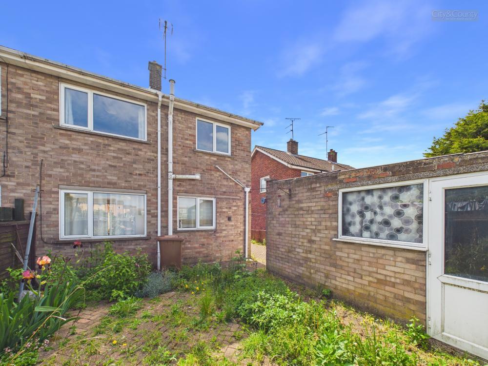 Glenton Street, Peterborough - Image 12