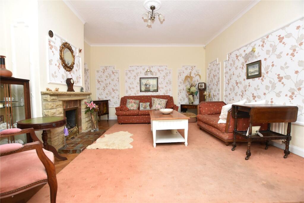 Street Lane, Gildersome, Morley, Leeds - Image 2