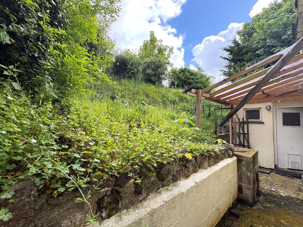 Trafalgar Terrace, Branscombe, Devon, EX12 - Image 2