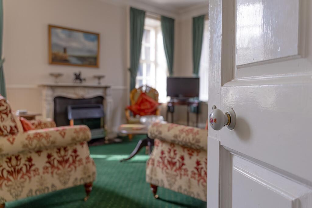 Mangreen Hall North, Mangreen, Swardeston, Norwich, Norfolk NR14 8DD - Image 10