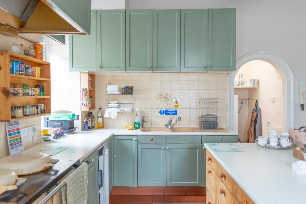 Mangreen Hall North, Mangreen, Swardeston, Norwich, Norfolk NR14 8DD - Image 11