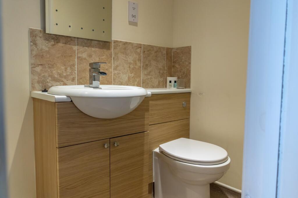 Mangreen Hall North, Mangreen, Swardeston, Norwich, Norfolk NR14 8DD - Image 20