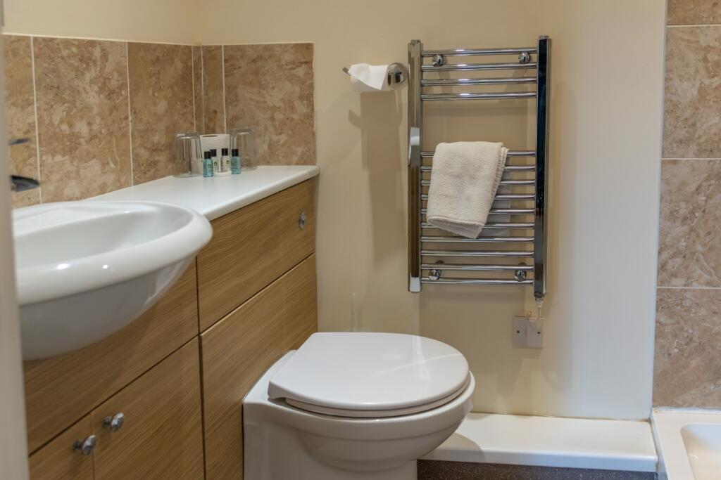 Mangreen Hall North, Mangreen, Swardeston, Norwich, Norfolk NR14 8DD - Image 24