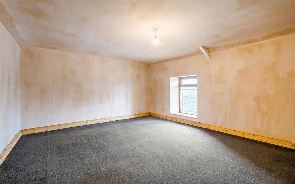 Pandy Lane, Nr Ystrad Mynach, Caerphilly, CF82 - Image 13