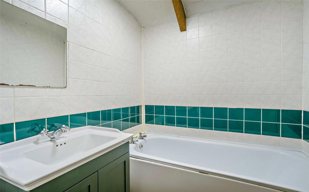 Pandy Lane, Nr Ystrad Mynach, Caerphilly, CF82 - Image 14