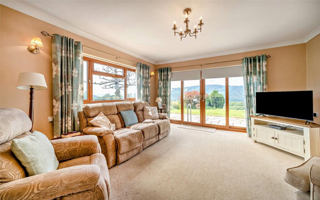 Pandy Lane, Nr Ystrad Mynach, Caerphilly, CF82 - Image 21