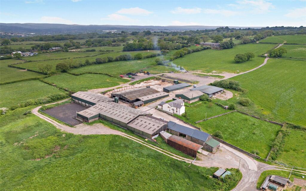 Pandy Lane, Nr Ystrad Mynach, Caerphilly, CF82 - Image 3