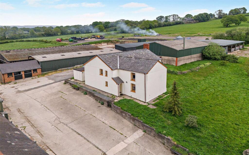 Pandy Lane, Nr Ystrad Mynach, Caerphilly, CF82 - Image 4
