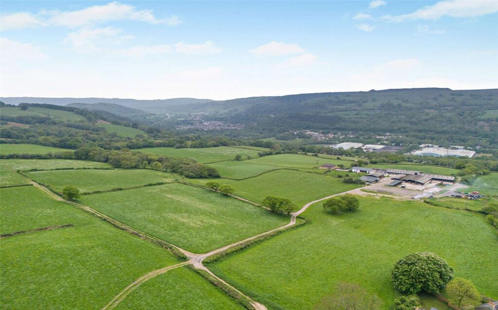 Pandy Lane, Nr Ystrad Mynach, Caerphilly, CF82 - Image 54