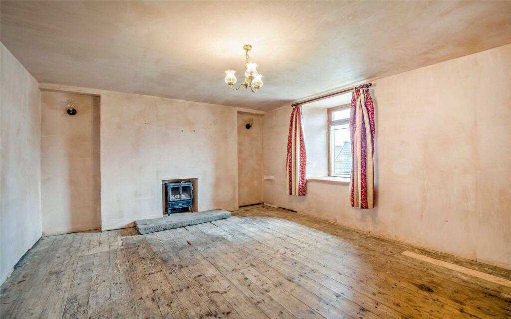 Pandy Lane, Nr Ystrad Mynach, Caerphilly, CF82 - Image 7