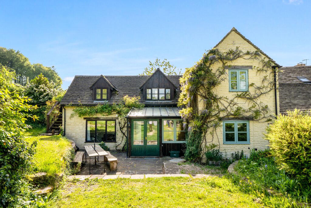 Hay Lane, Horsley, GL6 - Image 2