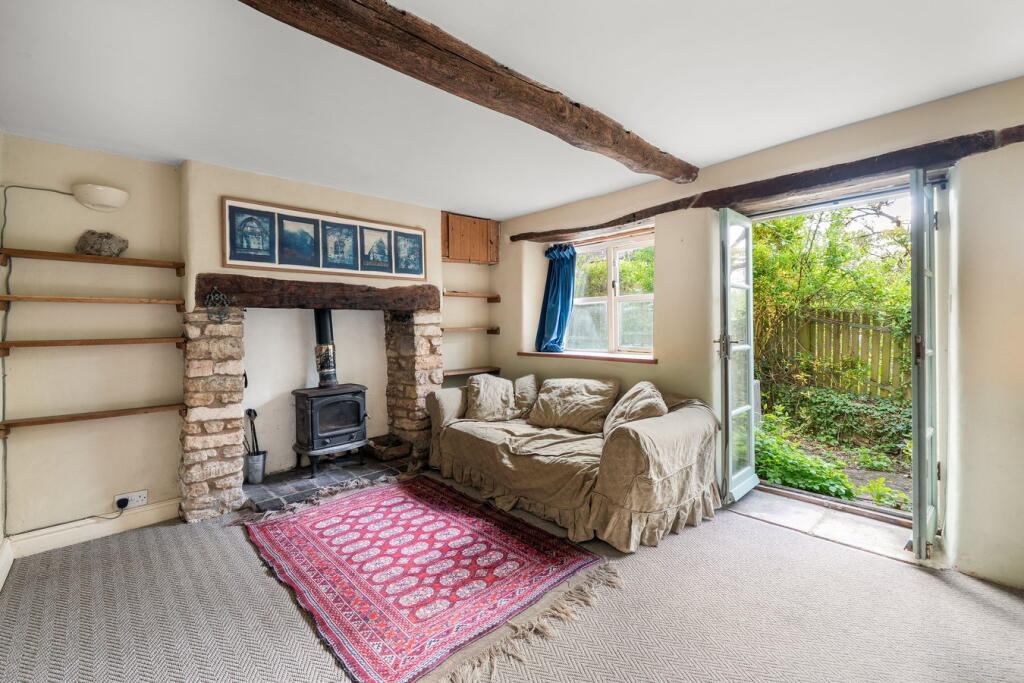 Hay Lane, Horsley, GL6 - Image 7