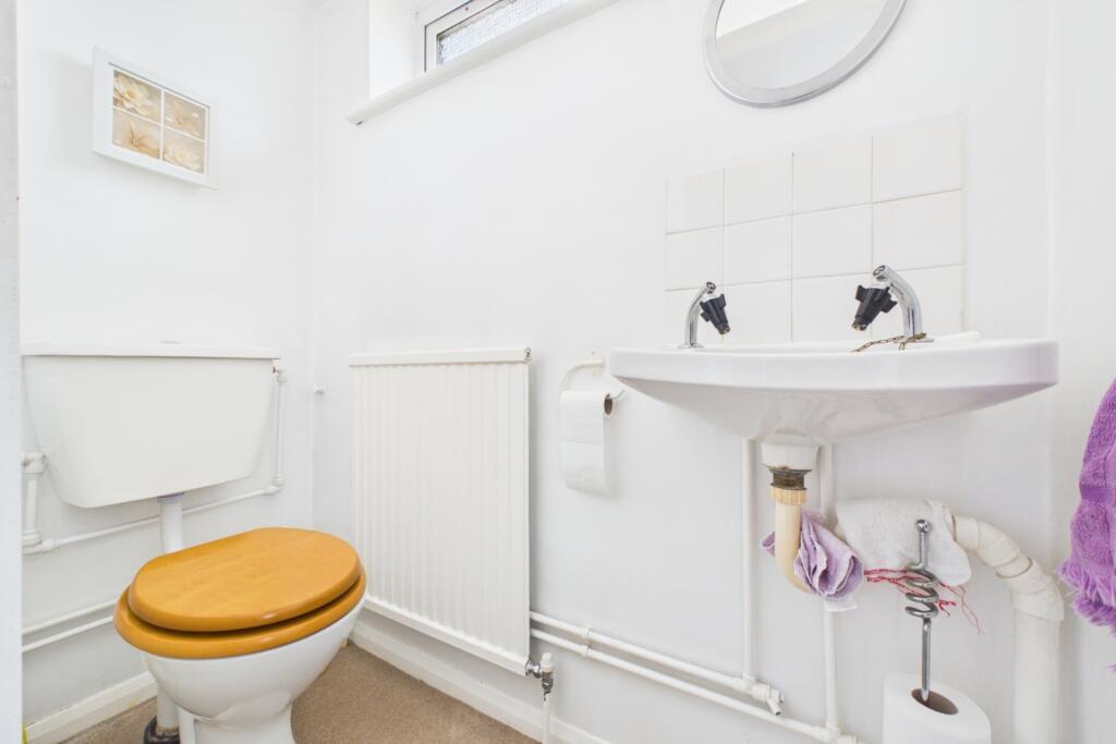 Camberton Road, Linslade, LU7 - Image 12