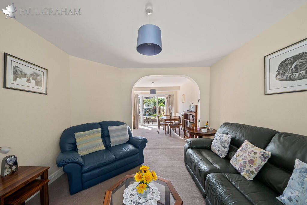 London Road, Wallington - Image 14