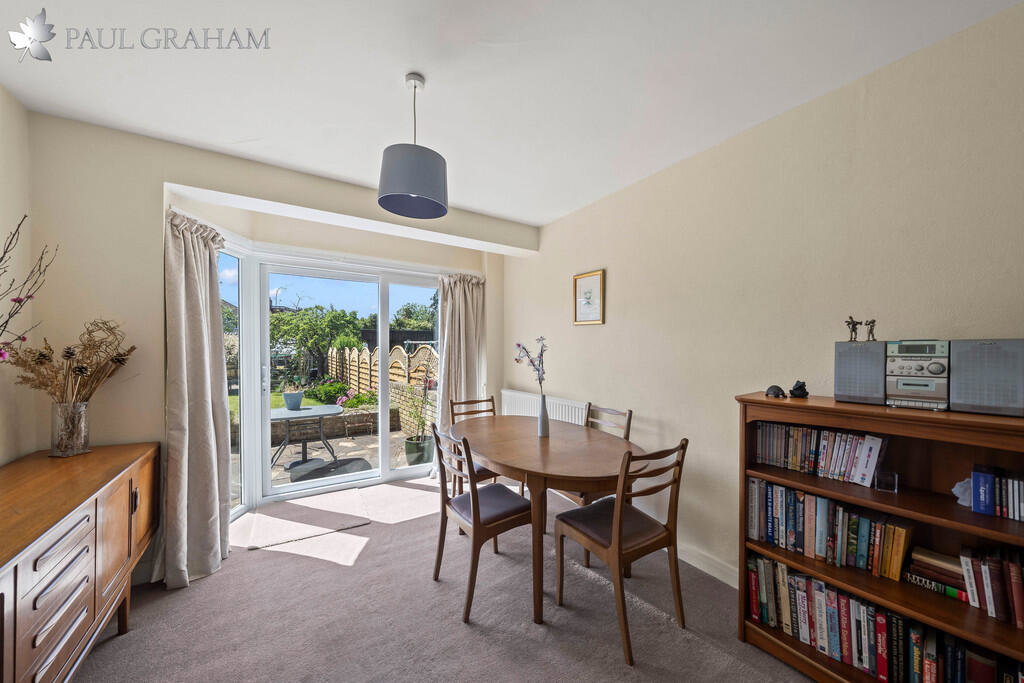 London Road, Wallington - Image 16