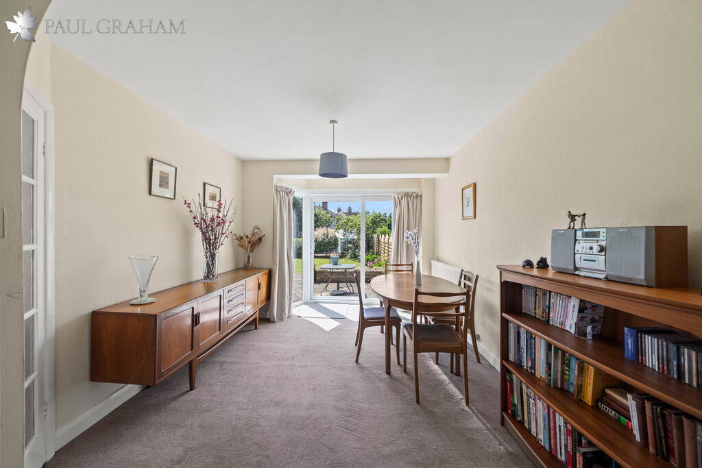 London Road, Wallington - Image 4