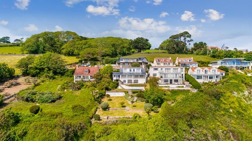Overseas Estate, Stoke Fleming - Image 2