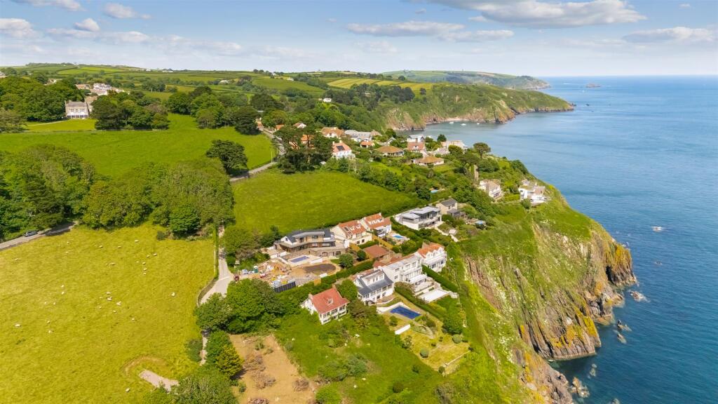 Overseas Estate, Stoke Fleming - Image 3